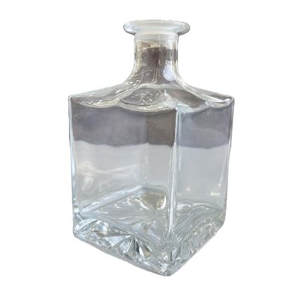 Spray Cap 26oz Crystal Glass Whisky Decanter and Rock Glasses for Bourbon in Gift Box