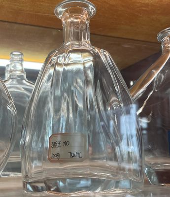 200ml 500ml 750ml 1000Ml Glass Bottles With Cork for Brandy Rum Tequila Spirit Gin Vodka Whiskey