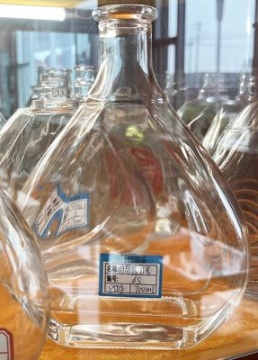 200ml 500ml 750ml 1000Ml Glass Bottles With Cork for Brandy Rum Tequila Spirit Gin Vodka Whiskey