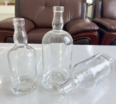 Clear Glass 750ml Bottle for Spirits Brandy Gin Rum Tequila and Vodka in Glass Products