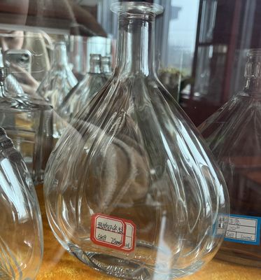 700ml Round Shape Glass Bottle for Spirit Liquor Tequila Whiskey Brandy Vodka RUM JIN