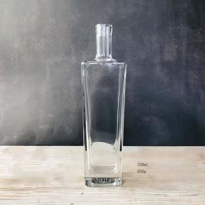 Elegant Design 750 ml Liquor Glass Bottle with Sample Provided and Glass Base Material