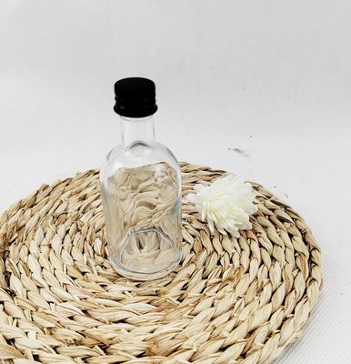 Beautiful Round 50ml Mini Creative Vodka Whiskey Decanter with Frost Surface Handling