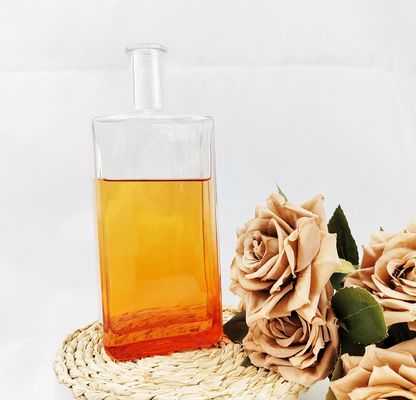 Industrial Beverage 500ml Clear Flat Square Vodka Wine Glass Bottle with Glass or Cork Lid