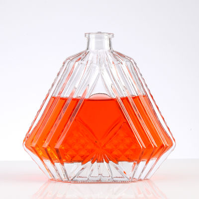 Custom Color 700ml 750ml Brandy Glass Bottle for Wine Connoisseurs and Enthusiasts