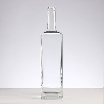 Transparent Square Glass Wine Bottles European Vodka Bottles 700mL Glass Collar SCREW CAP