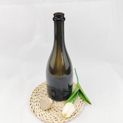 500ml 750ml Glass Liquor Beverage Burgundy Wine Bottle with Round Shape Decoration