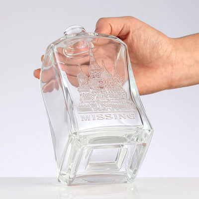 Clear Glass Collar 750ml Embossed Bottle for Alcoholic Beverages and Drinks