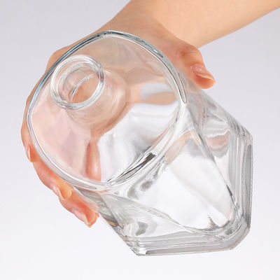 Clients' Specific Requirements 500ml Round Glass Wine Bottle with Square Bottom