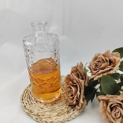 Super Flint Clear Glass Painted Vodka Bottle 750Ml Cap Color Custom Color for Sample