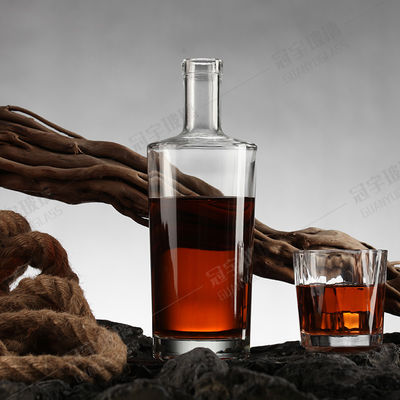 Acid Etch Surface Handling 500ml Empty Glass Bottle for Home Decoration and Alcohol