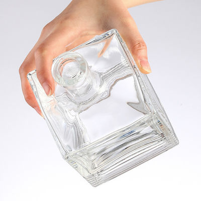 Custom Color 500ml 700ml 750ml Nordic Empty Rum Whisky Vodka Spirit Glass Liquor Bottle With Cork For Liquor Whiskey