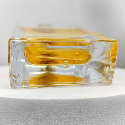 Clear 100ml 50ml Glass Perfume Refill Bottle with Silver Sprayer Stylish and Durable