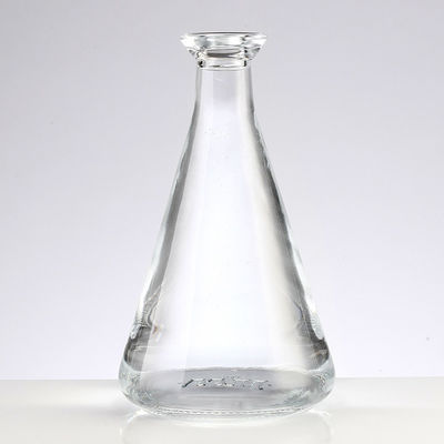 Beverage Packaging Triangle Glass Bottle with Hot Stamping and Customized Printing