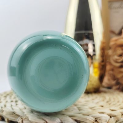 Acceptable Customer's Logo Glass Aromatherapy Bottle 300ML for Aromatherapy Benefits