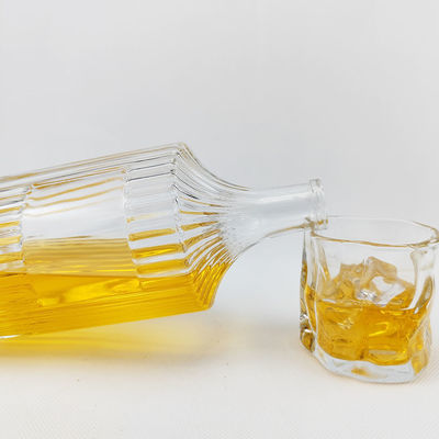Custom Glass Bottle for Vodka Whiskey Gin Tequila Brandy Rum 330 ml 500 ml 750 ml 1000 ml