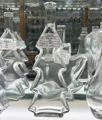 Acceptable Customer's Logo Glass Bottle for Empty Liquor Vodka Rum Gin Brandy Whiskey