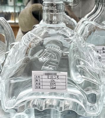 Acceptable Customer's Logo Glass Bottle for Empty Liquor Vodka Rum Gin Brandy Whiskey