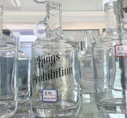 Beverage Hot Stamping Bottle for Empty Liquor Vodka Rum Gin Brandy Whiskey Water Glass