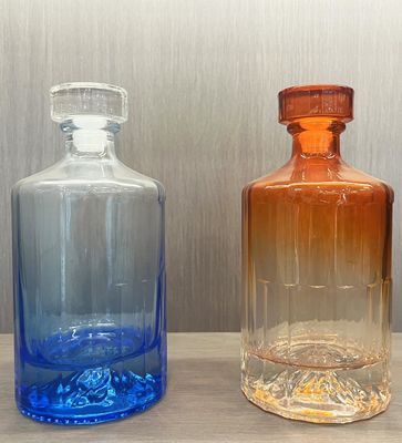 Capacity 200ml/300ml/500ml/750ml/1000ml Glass Bottle with Twelve Zodiac Relief Design