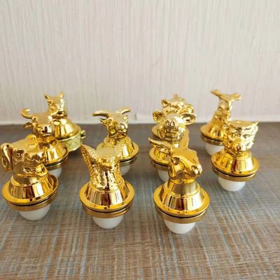 Customized Logo Animal Head Bottle Caps for Sophisticated Glass Collar Wine Bottles