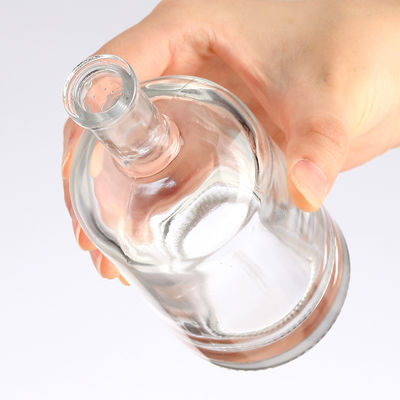 750ml Clear Glass Cylindrical Vodka Wine Bottle with Cork Made by Chinese Liquor Bottle