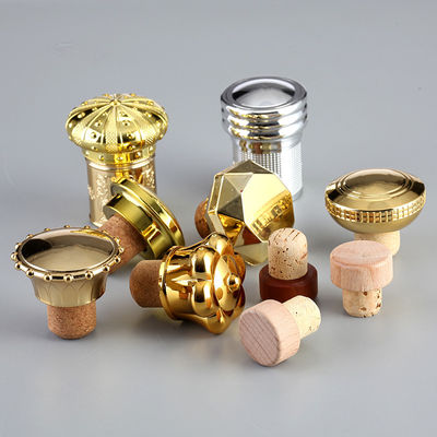 Glass Body Custom Design 700ml 750ml Extra Flint Metallic Gold Champagne Bottle with Cork